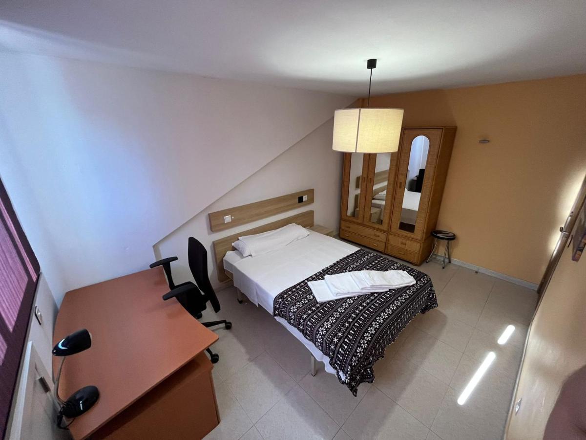 Residencia Vista Alegre Hotel Сантяго де Компостела Екстериор снимка